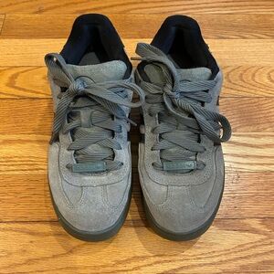 Adidas Terrrazo ST grey sneakers size M6 , W7.5